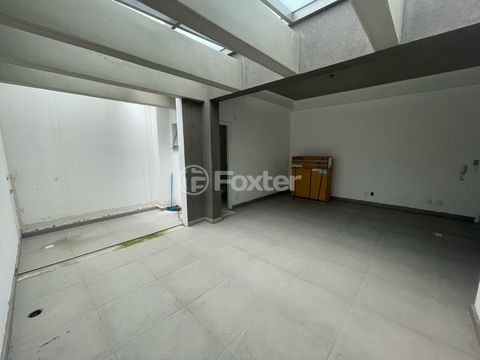 Image 4 - 925097