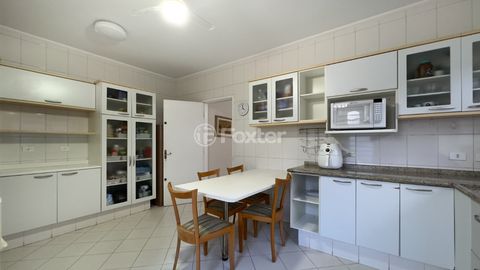 Image 8 - 925121