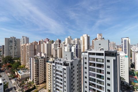 Image 10 - 925123