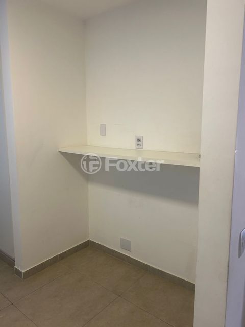 Image 1 - 925157