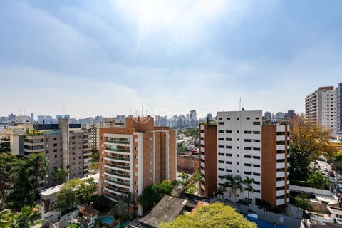 Image 11 - 925213
