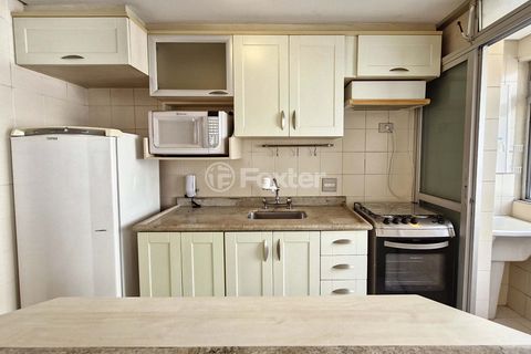 Image 19 - 925242