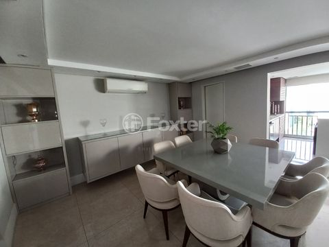 Image 4 - 925243