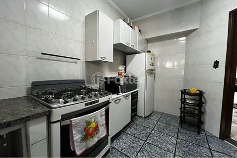 Image 8 - 925300