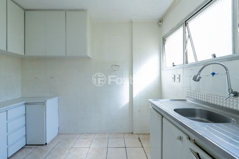 Image 9 - 925305