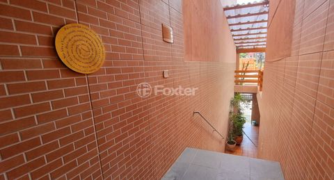 Image 8 - 925317