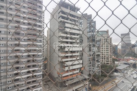 Image 19 - 925374