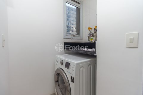 Image 8 - 925421