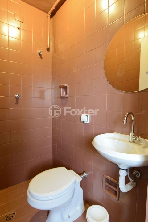 Image 8 - 925444