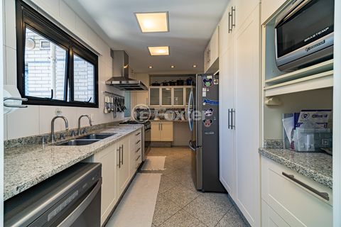 Image 17 - 925466
