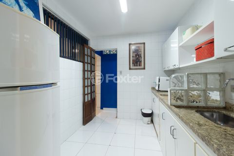 Image 10 - 925501