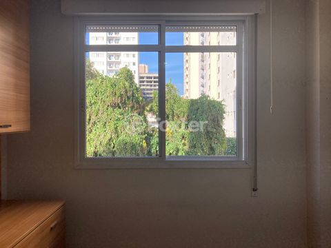 Image 18 - 925546