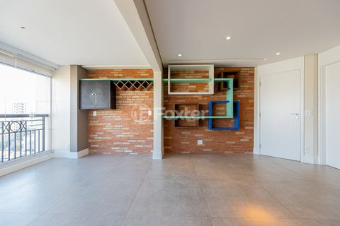 Image 7 - 925547