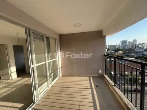 Image 11 - 925555