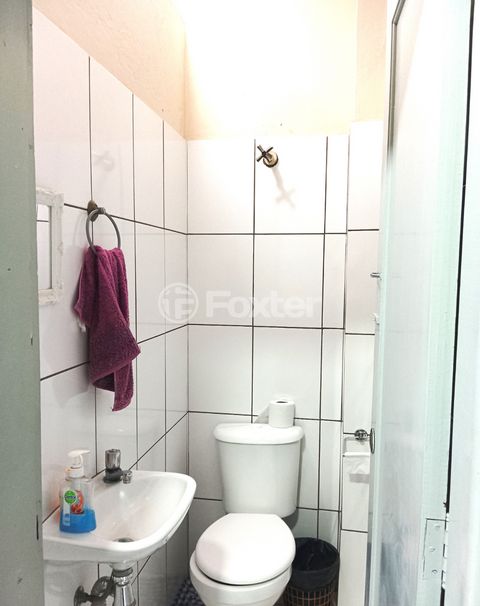 Image 8 - 925561