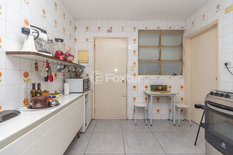 Image 7 - 925579