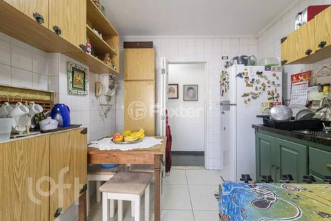 Image 7 - 925588