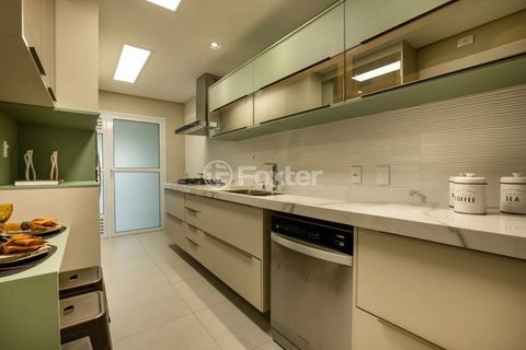 Image 8 - 925642