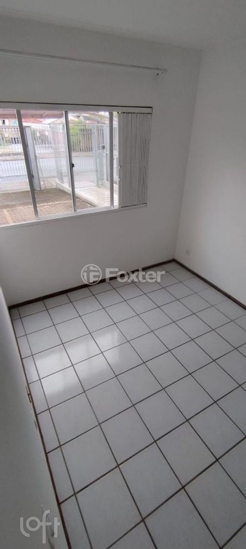 Image 3 - 925657
