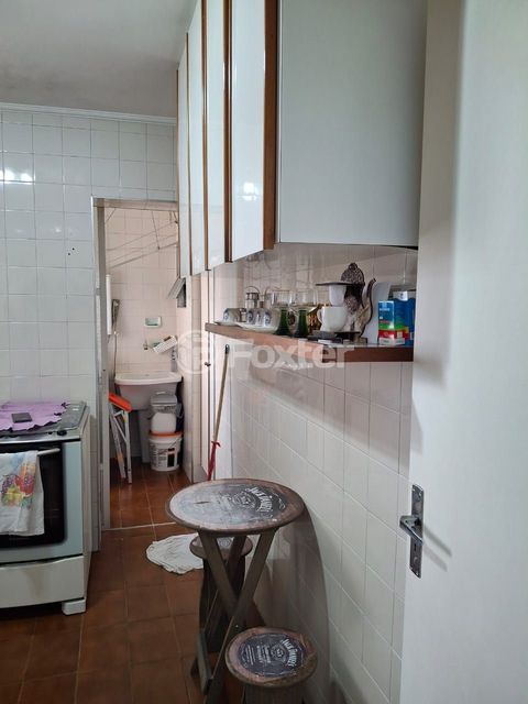 Image 3 - 925663