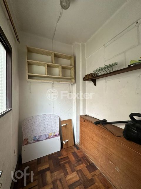 Image 8 - 925668