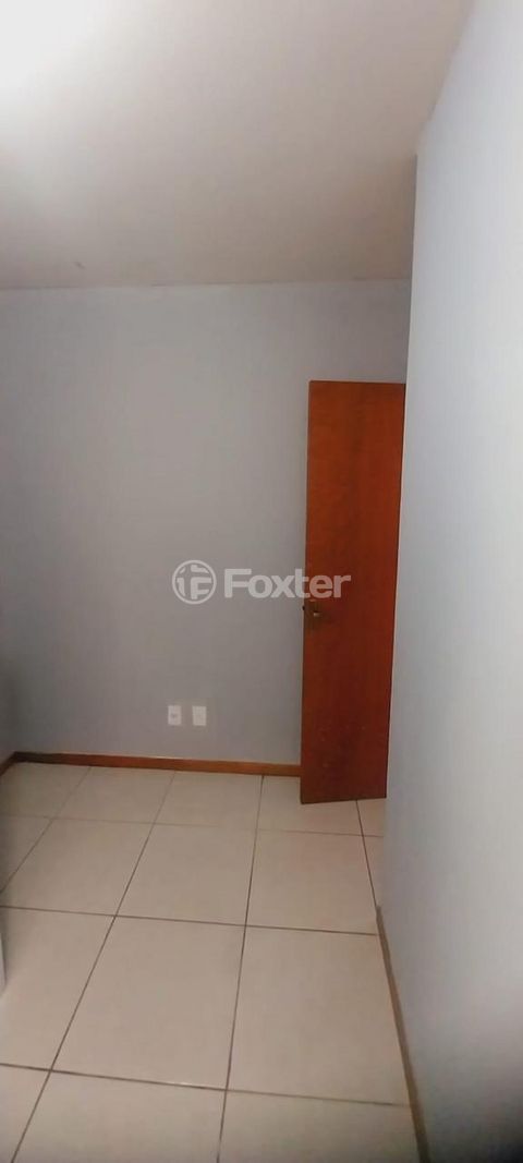 Image 4 - 925676