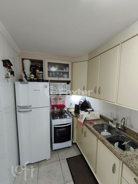 Image 8 - 925707