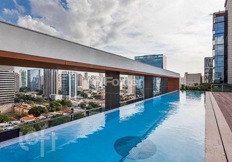 Image 6 - 925732