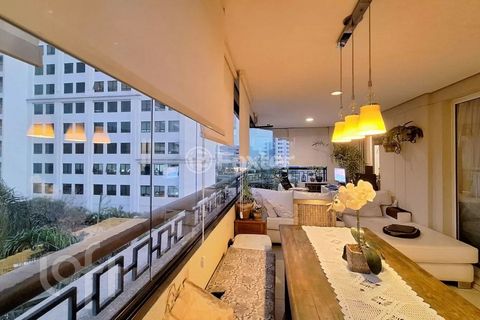 Image 3 - 925739