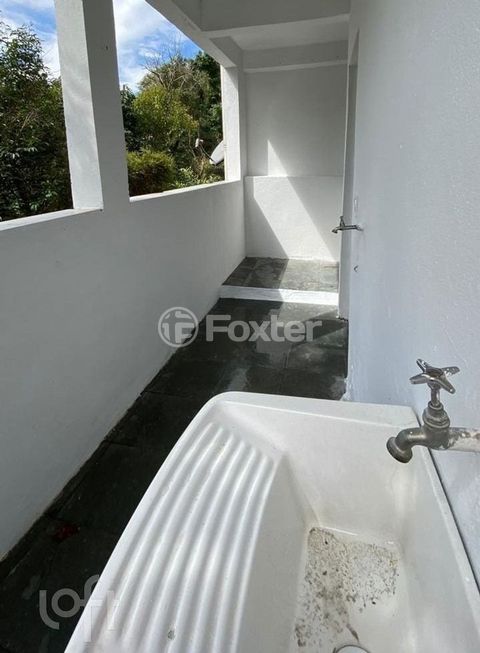 Image 6 - 925740