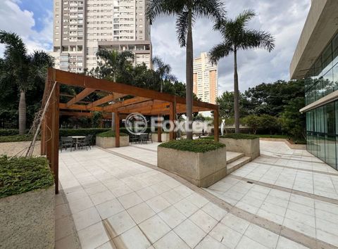 Image 4 - 925753