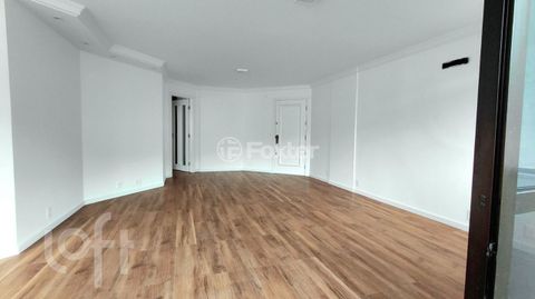 Image 4 - 925866
