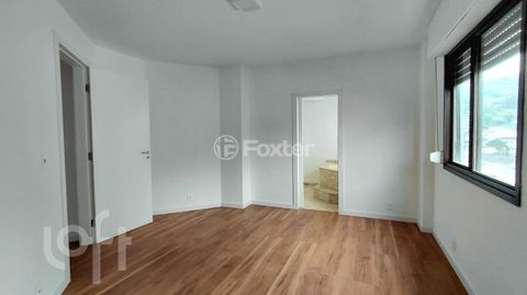 Image 7 - 925866