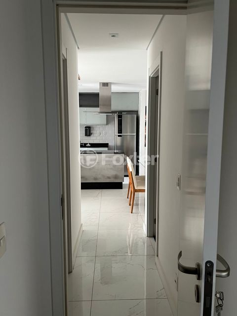 Image 4 - 925906