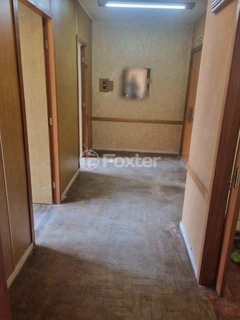 Image 7 - 925910
