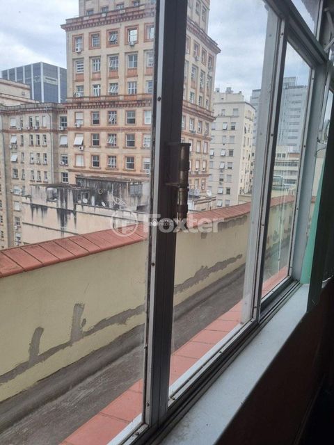 Image 8 - 925910