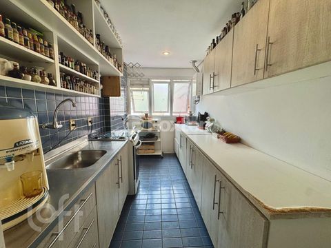 Image 6 - 925951