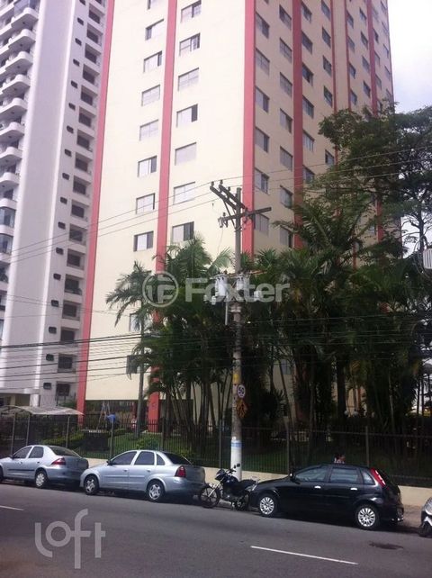 Image 4 - 925993