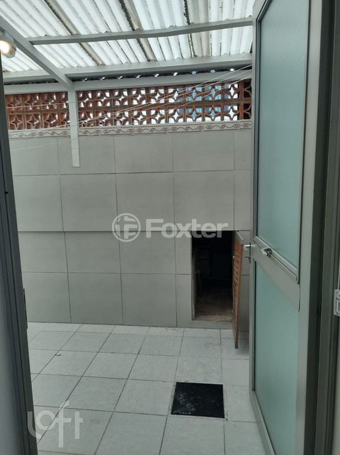 Image 7 - 926005