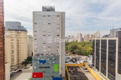 Image 12 - 926124