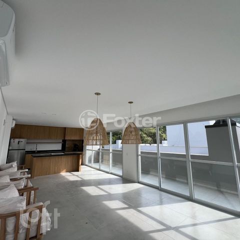 Image 10 - 926157
