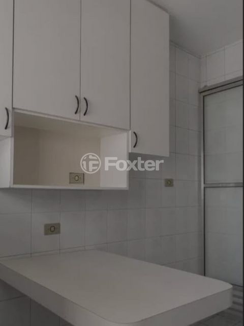 Image 6 - 926215