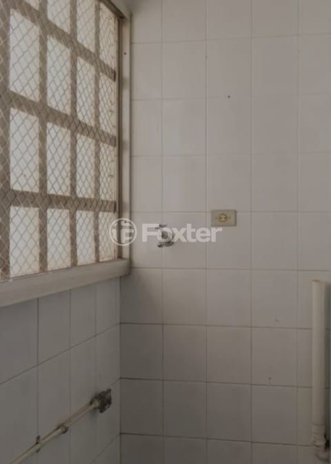 Image 9 - 926215