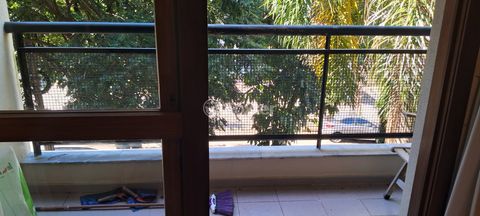 Image 3 - 926229