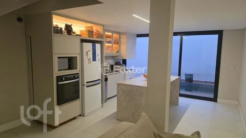 Image 1 - 926314