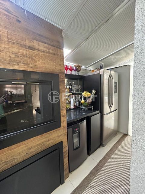 Image 3 - 926318