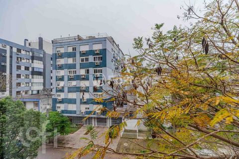Image 9 - 926371