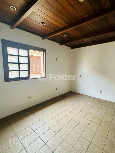 Image 4 - 926425