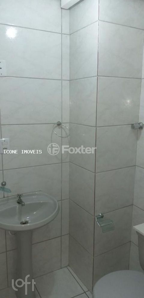 Image 5 - 926466