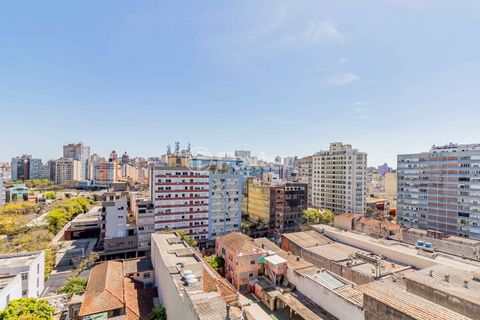 Image 11 - 926477